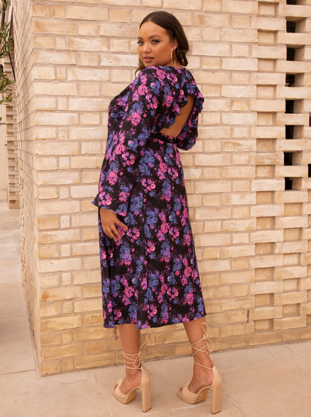 Plus Size Long Sleeve V Neck Floral Print Midi Dress in Black